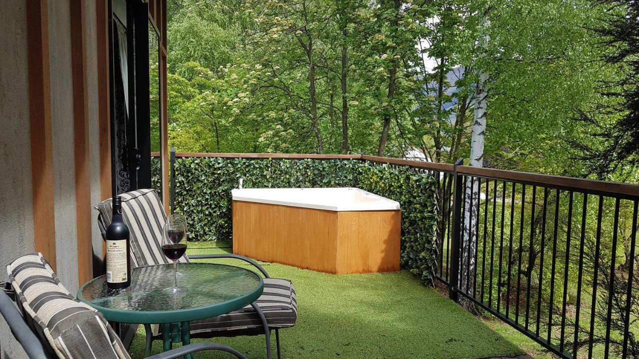 Private Hideaway Villa Wanaka Exterior photo
